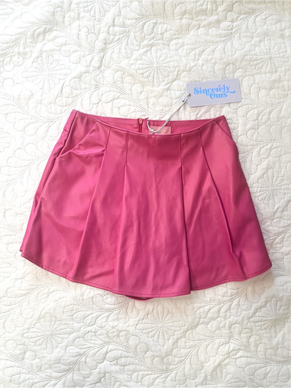 NWT Woman’s Sincerely Ours Skort. Pink Small
